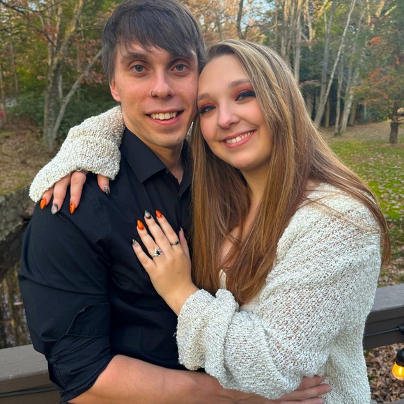 Meet your Posher, Jessica - Picture 1 of 1